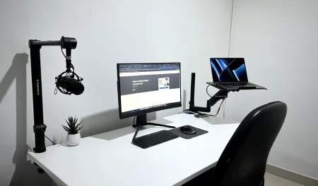 desk setup skrg (1)